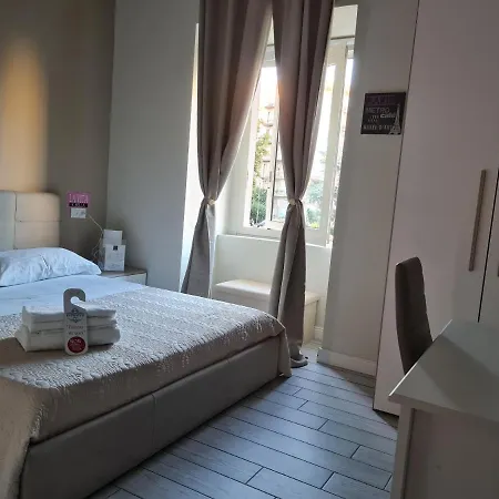 Esposito Plaza- & 那不勒斯