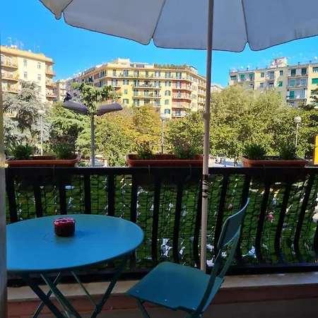 Esposito Plaza- & Naples