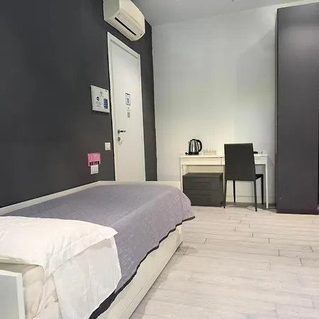 Esposito Plaza- Rooms&suite Nápoles