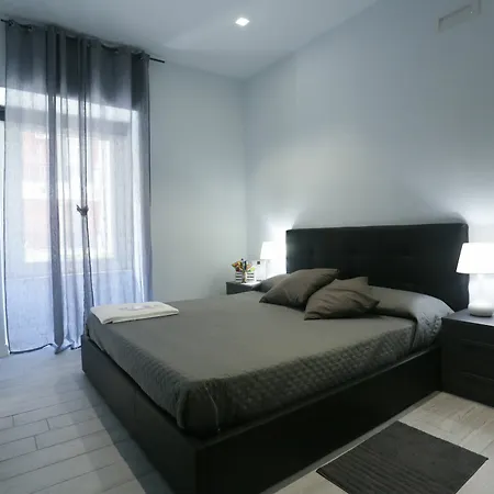 Esposito Plaza- & Guest house